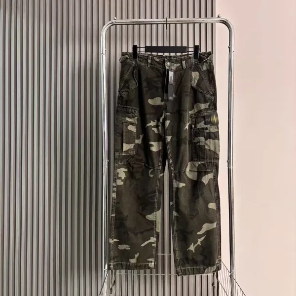 Carhartt Work In Progress Cargo Pants Army Green Camo - 1