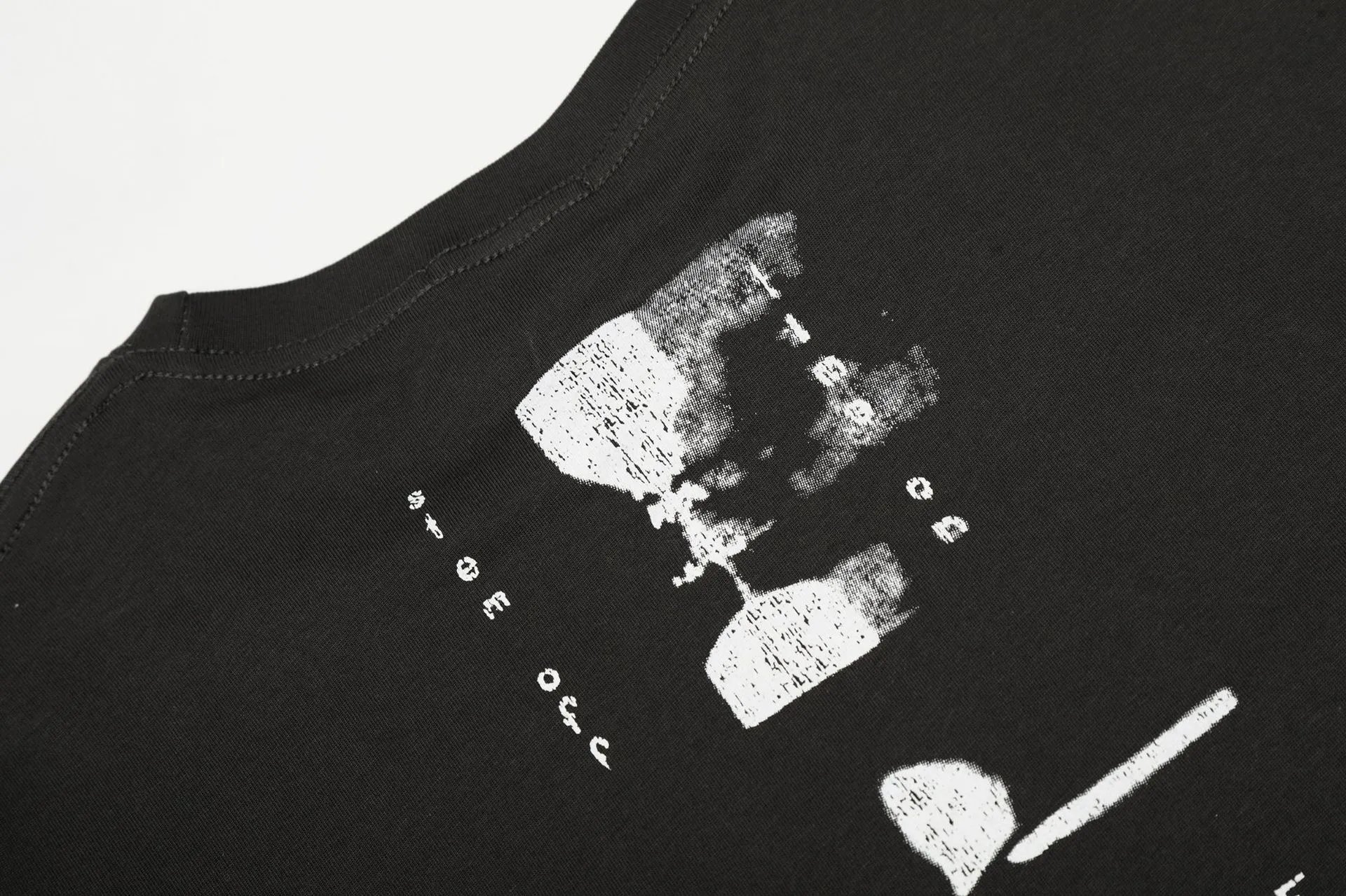 Design Long Sleeve Graphic Tee Black T-Shirts - 8