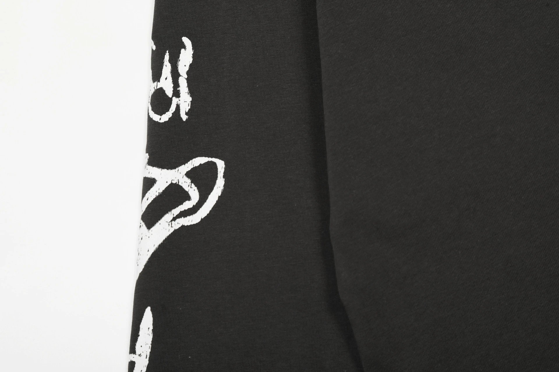 Design Long Sleeve Graphic Tee Black T-Shirts - 14