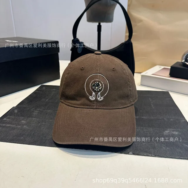 Chrome Hearts Hats Baseball Cap with Embroidered Cross and Horseshoe Motif product detail image 2