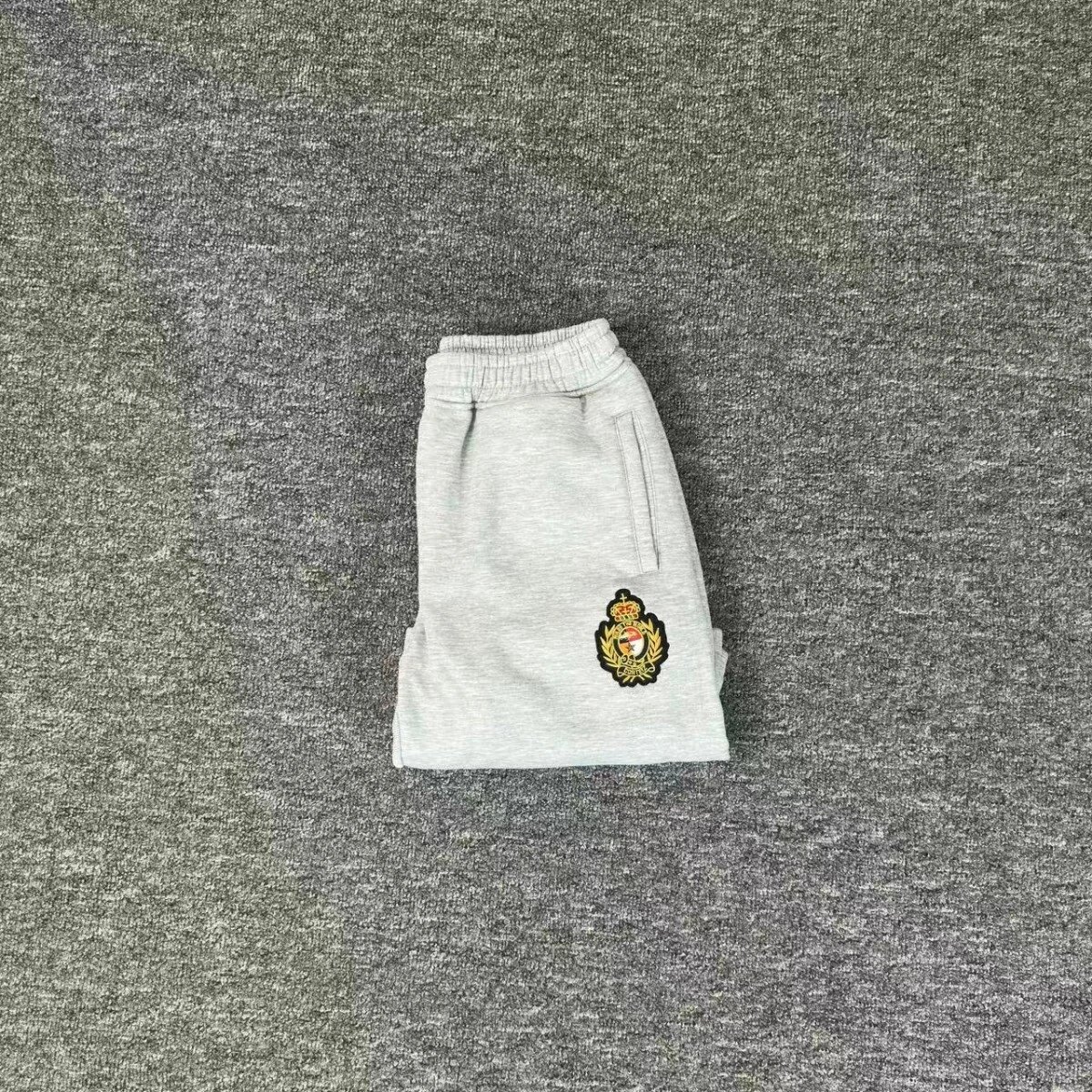 Burberry Logo-Embroidered Heather Gray Sweatpants - 8