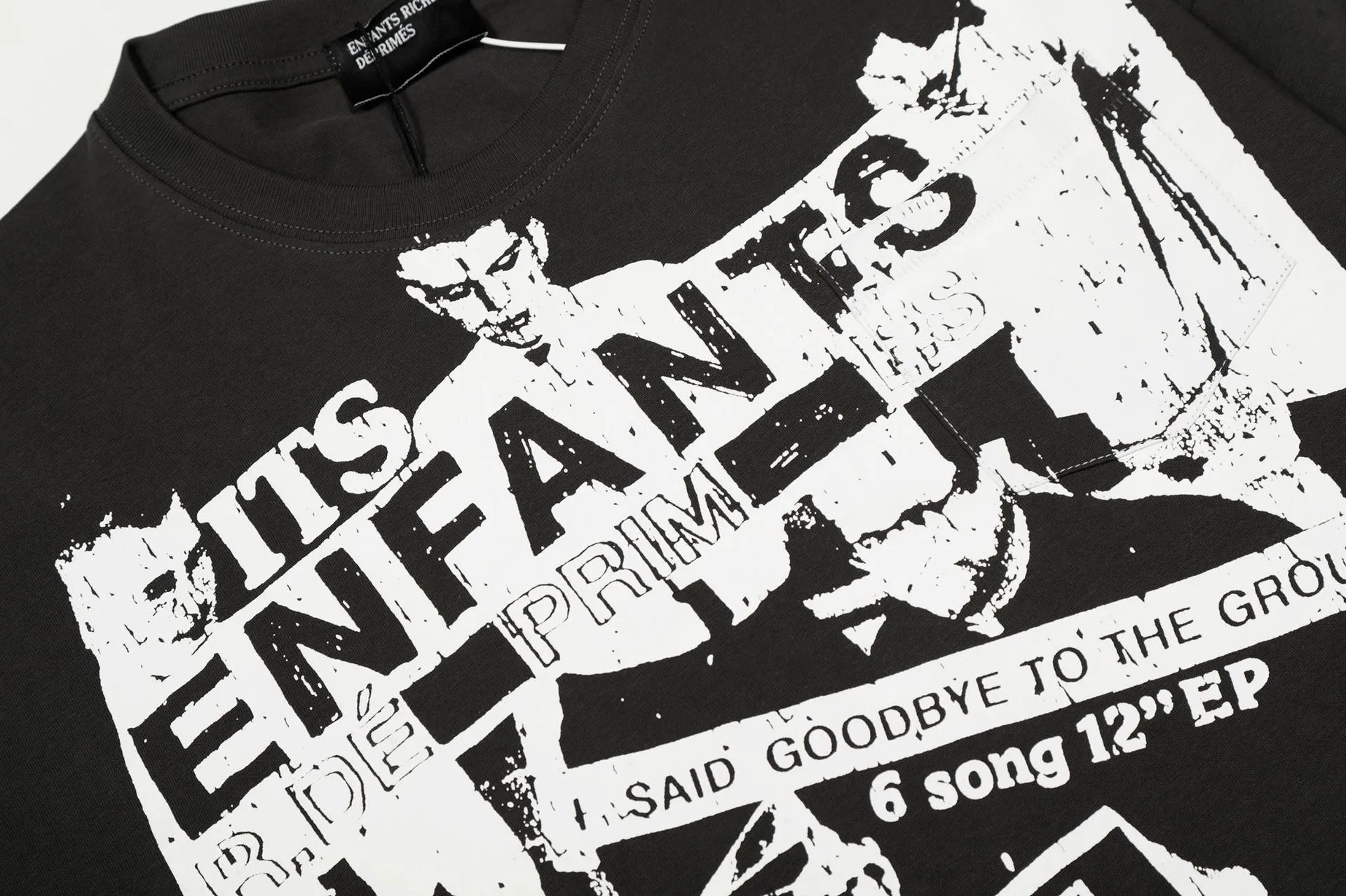 Design Long Sleeve Graphic Tee Black T-Shirts - 19