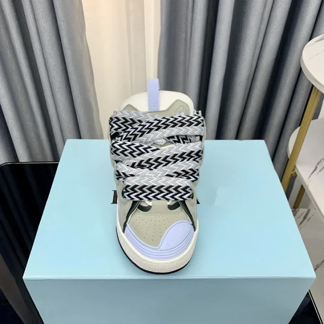 Lanvin Sneakers Curb oversized-lace product detail image 14