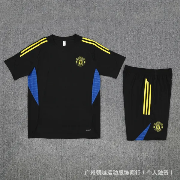 Manchester United Training Set Black Yellow Blue Activewear - 1