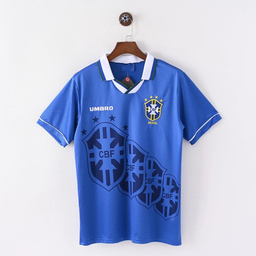 Design Spain National Team Retro Jersey Red / Navy Jersey - 17