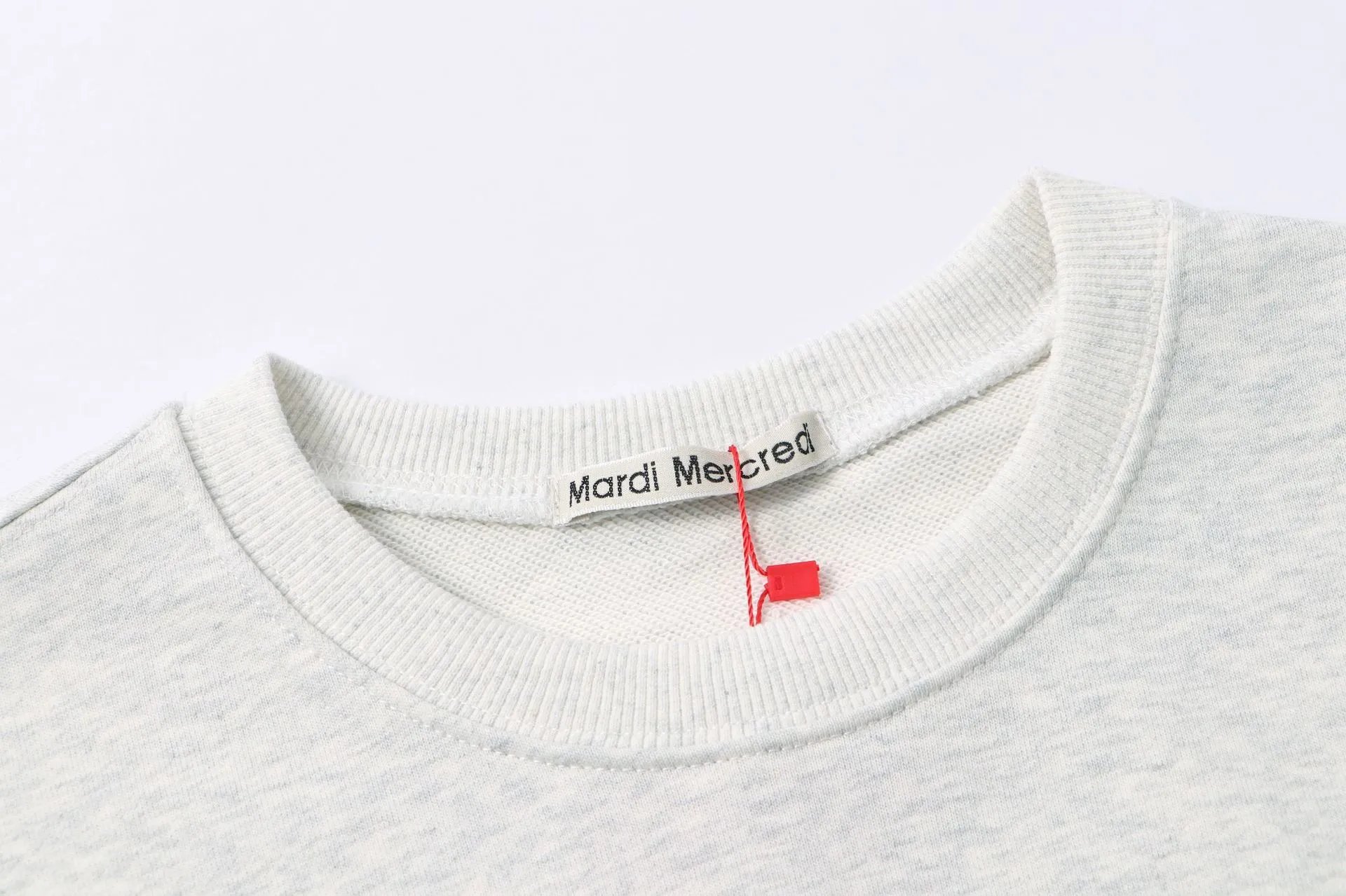 Mardi Mercredi Dachshund Graphic Gray Hoodie - 19