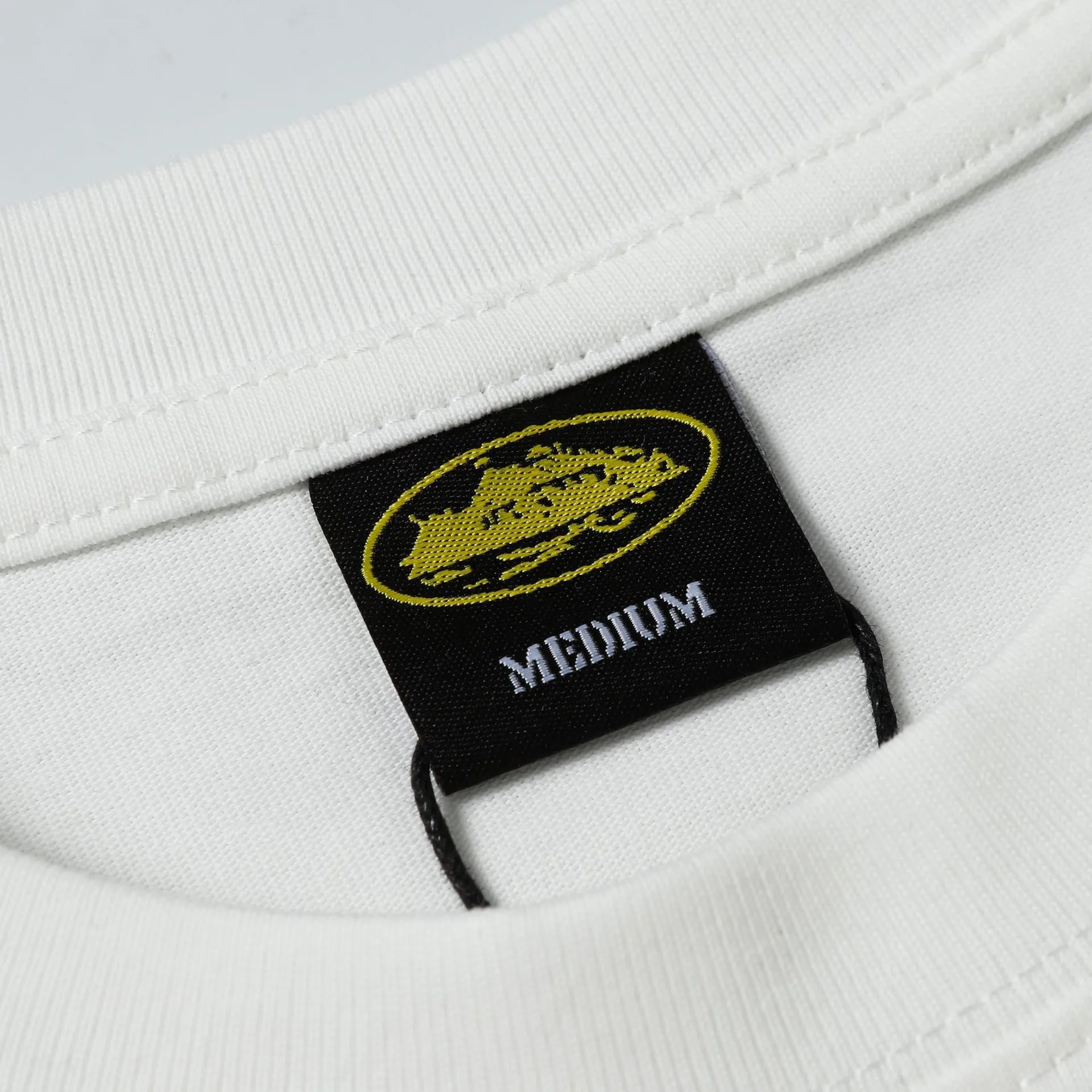 Design Flame Island Graphic T-Shirt White Tops.t Shirts - 35