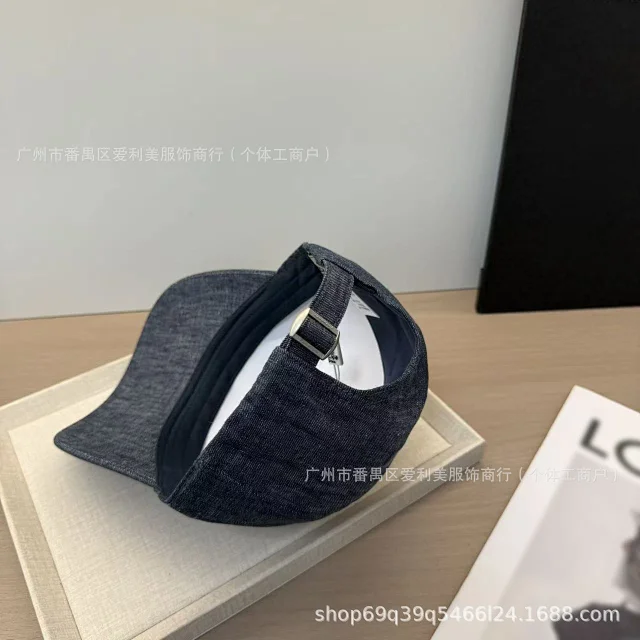 Hermès Hats Embroidered Horse Patch Baseball Cap product detail image 21