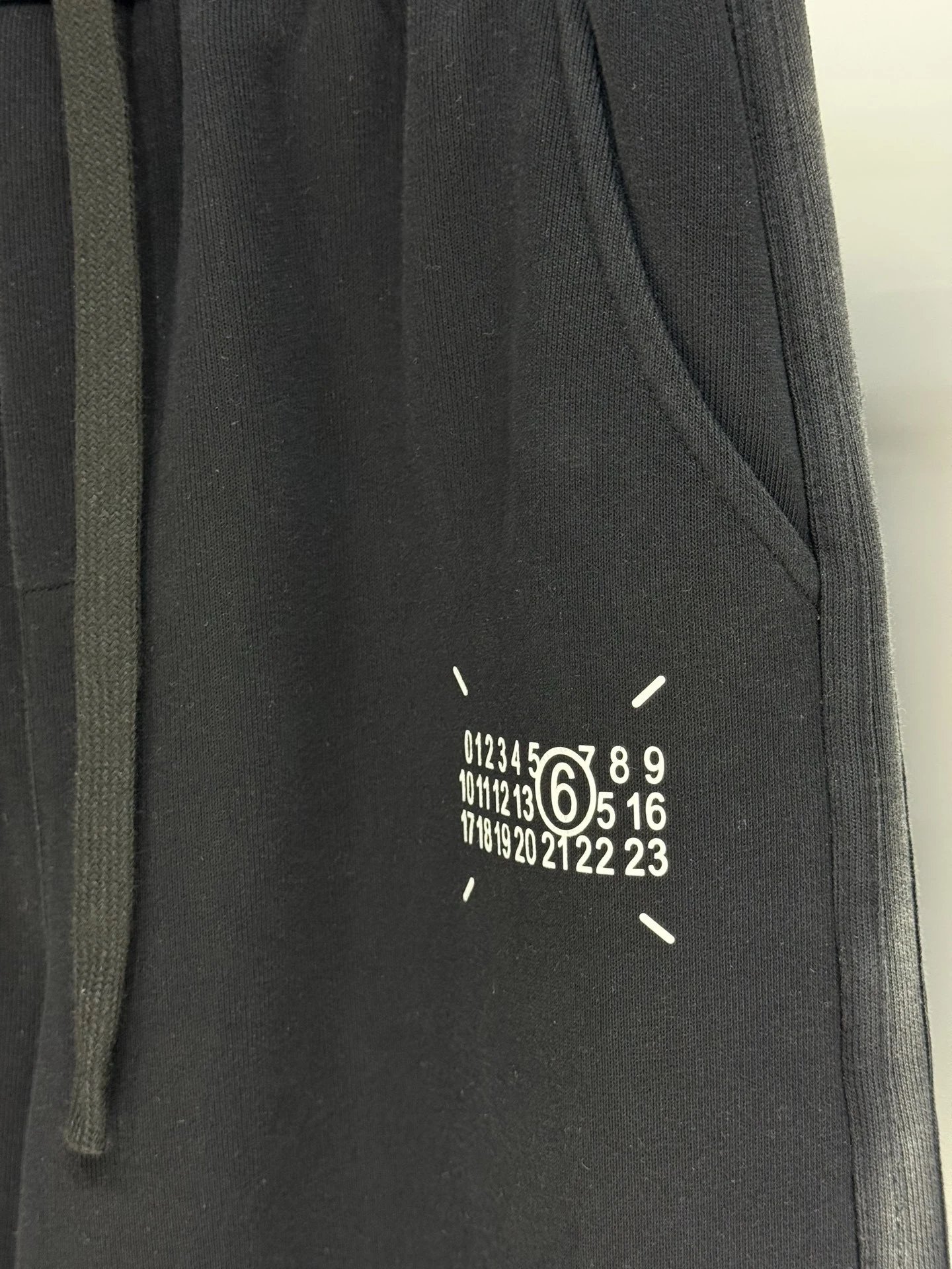 Maison Margiela Tabi Sweatpants Gray - 3
