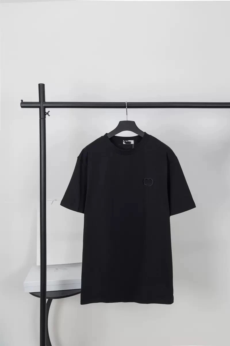 Descente Graphic Logo White T-Shirt - 4