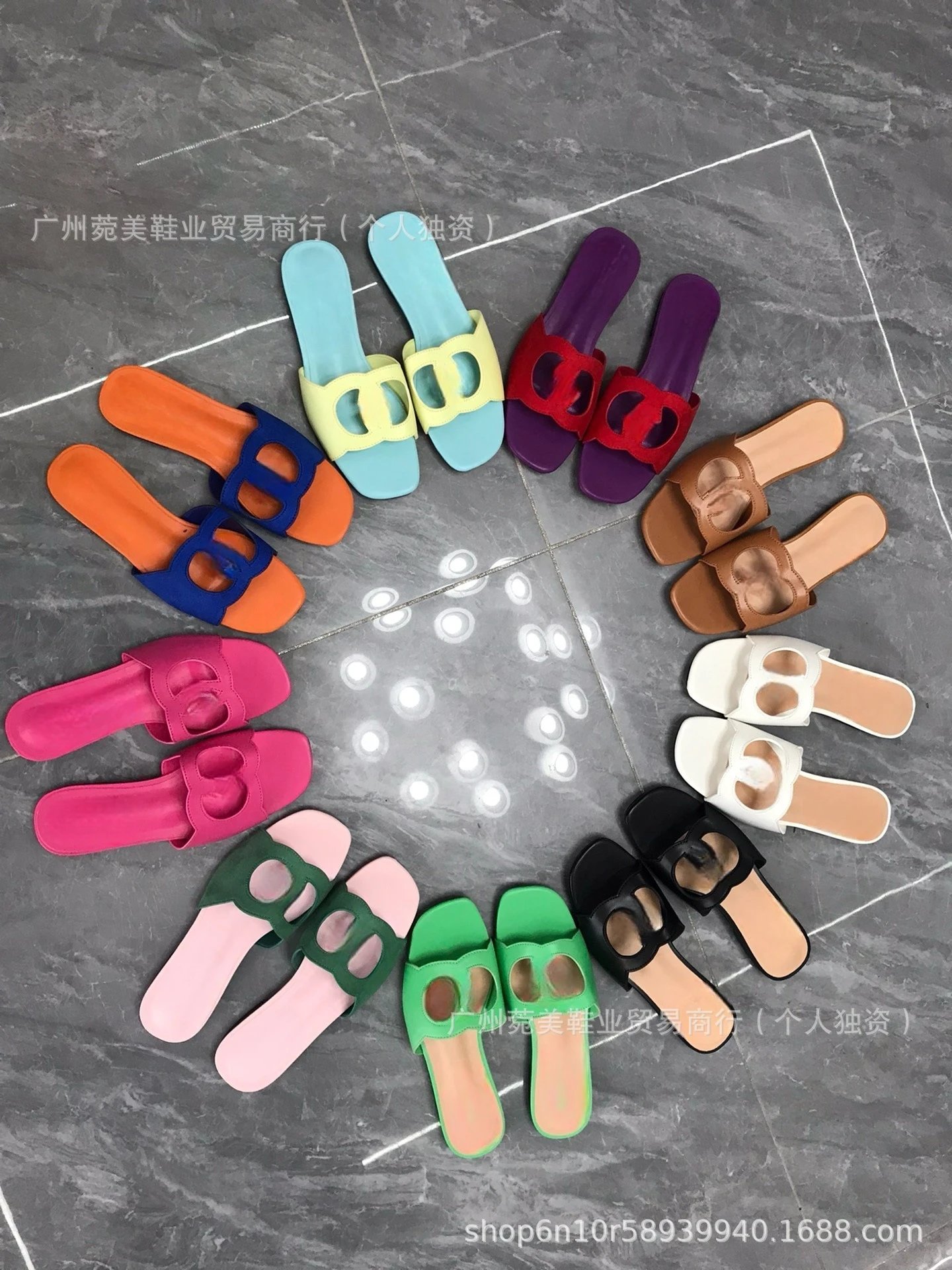 Design CC Logo Slide Sandals Black Slippers - 4