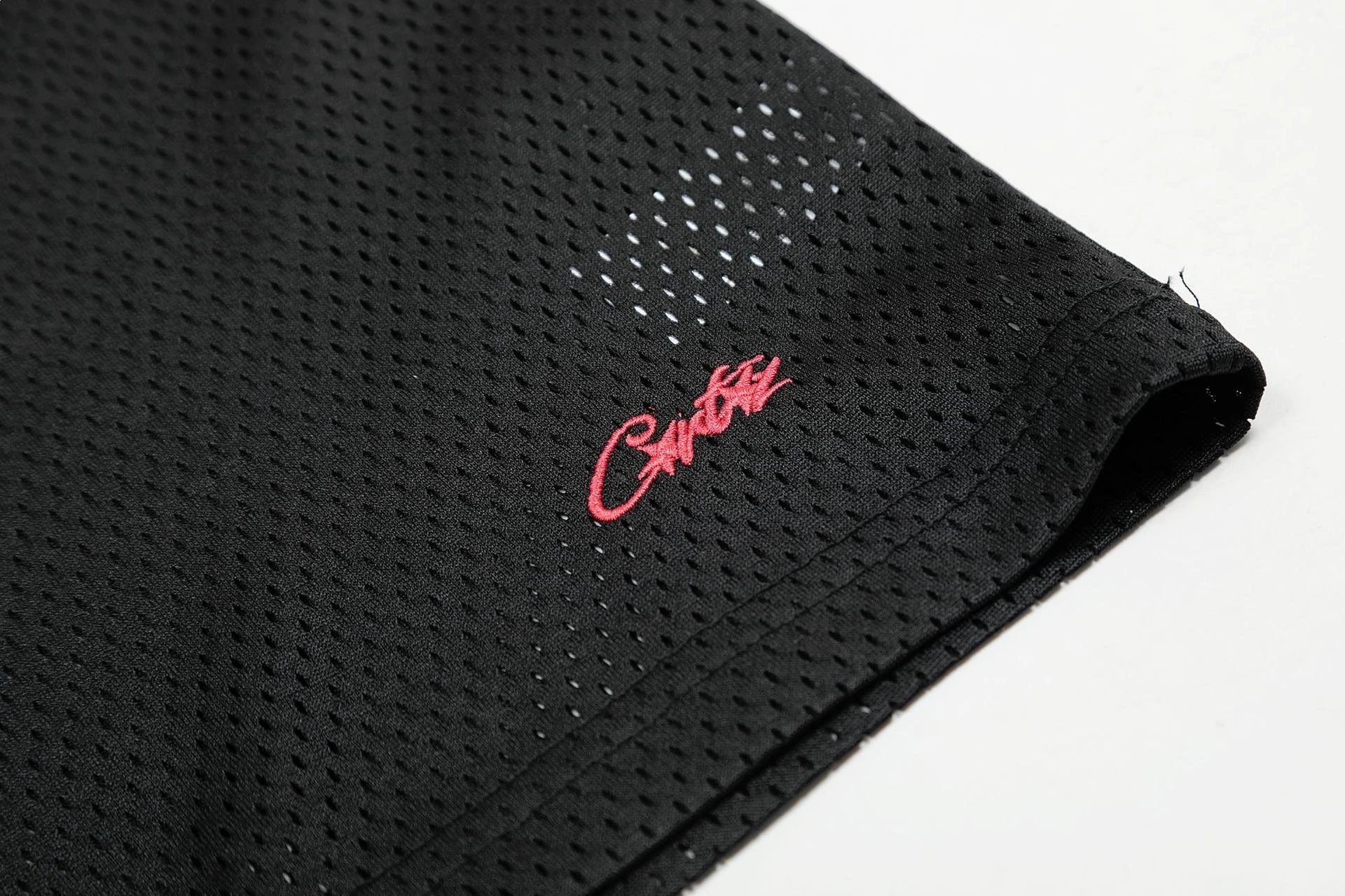 Design Mesh Shorts Black with Red '21' and Sword Emblem - 12