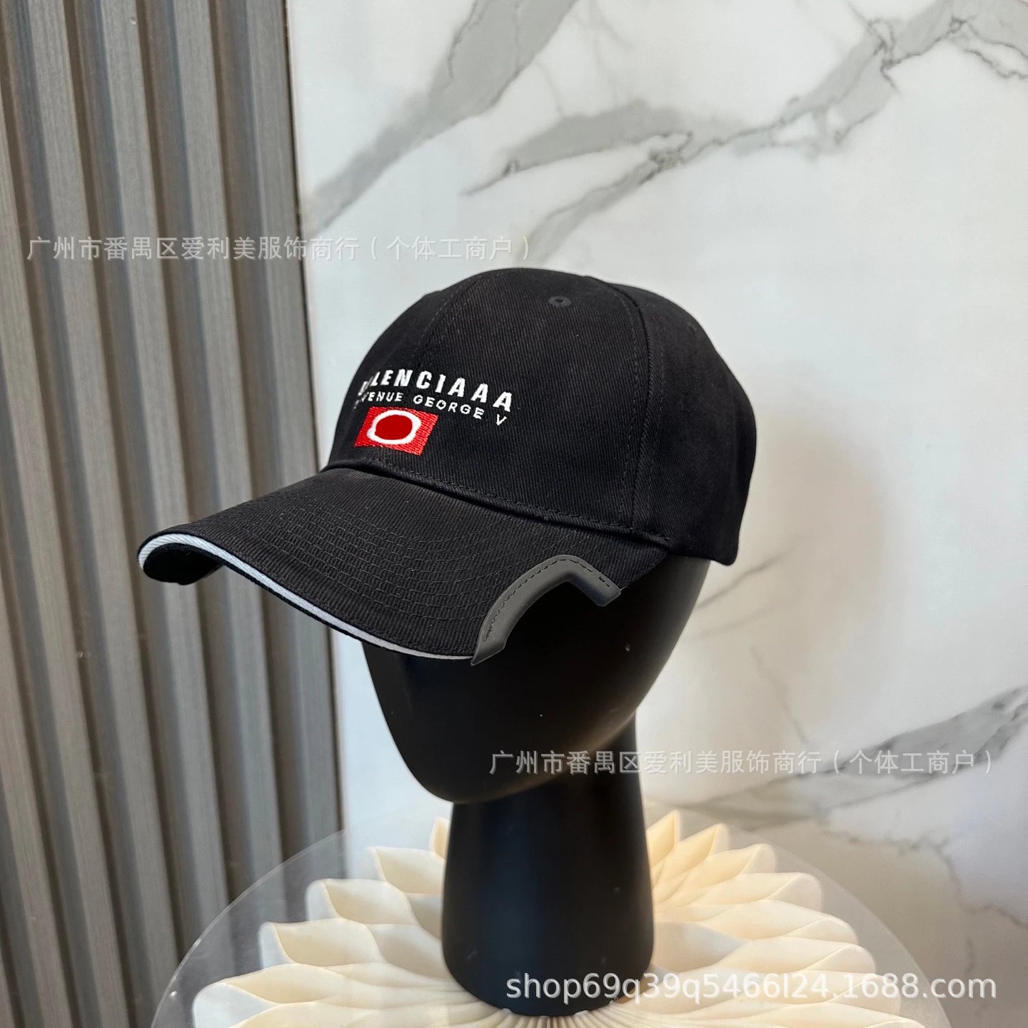 Balenciaga Logo Patch Baseball Cap Beige - 3