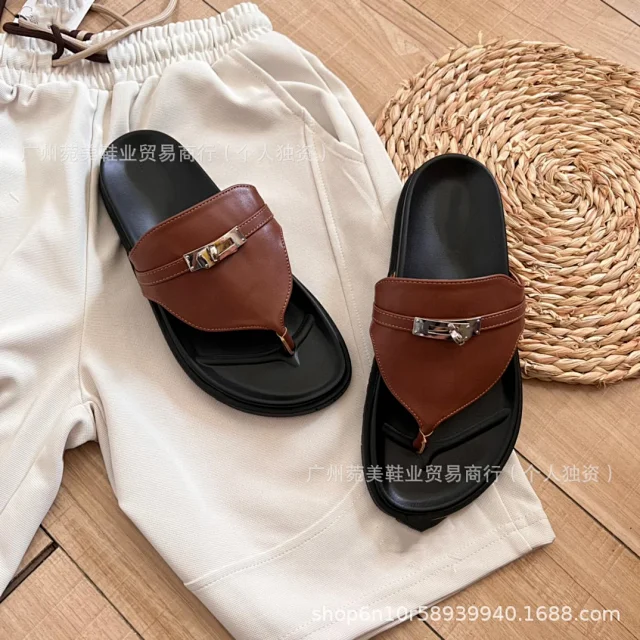 Unbranded Sandals Thong with buckle-detail vamp product detail image 4