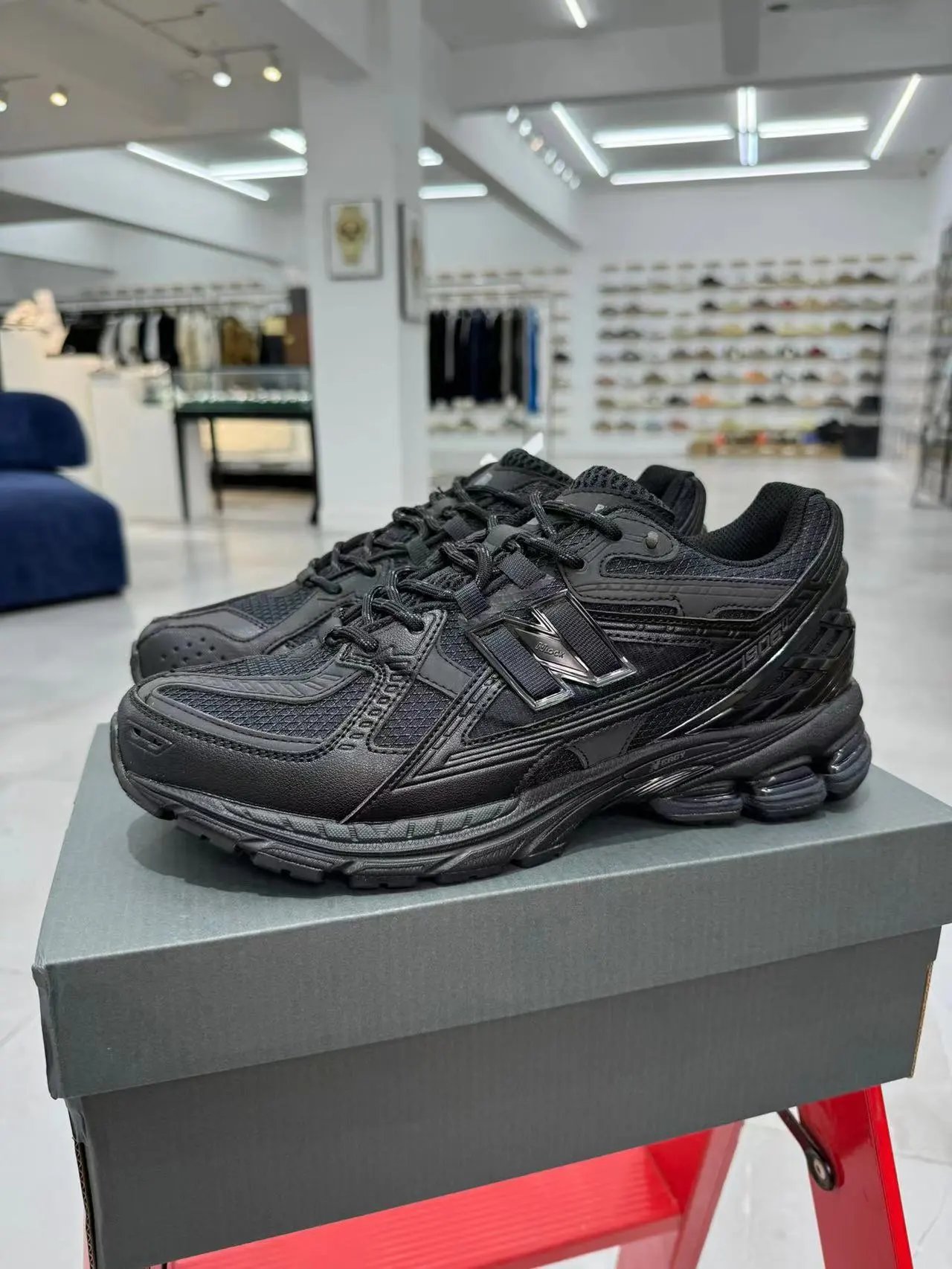 Nlock Sneakers 1906R mesh running — Pure black