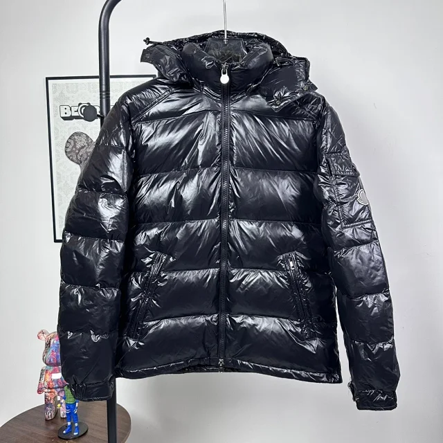 Moncler Multiple down-jacket designs shown product detail image 2