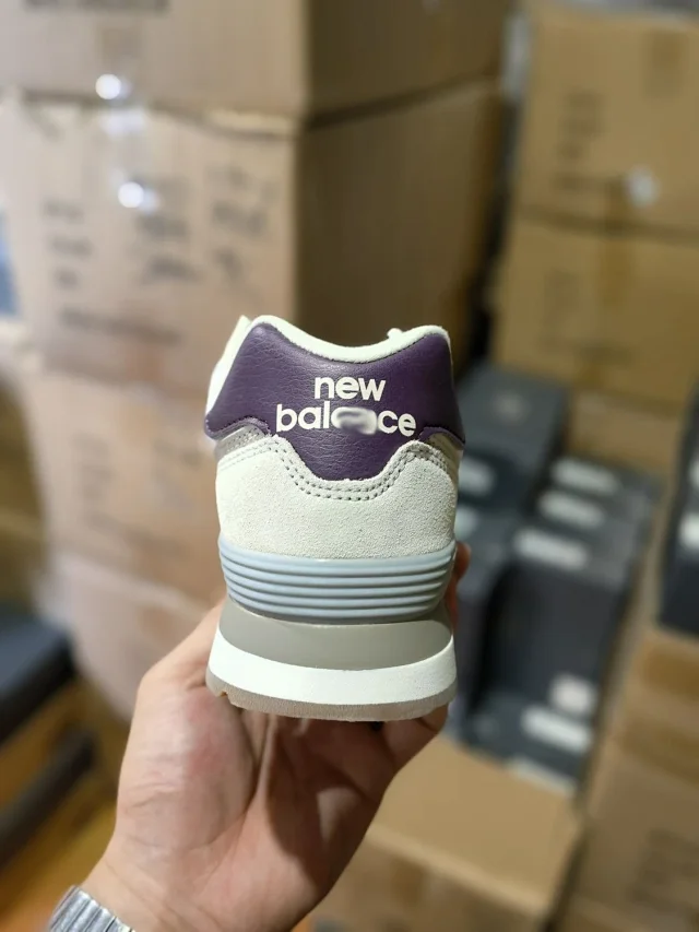 New Balance Sneakers 574 product detail image 4