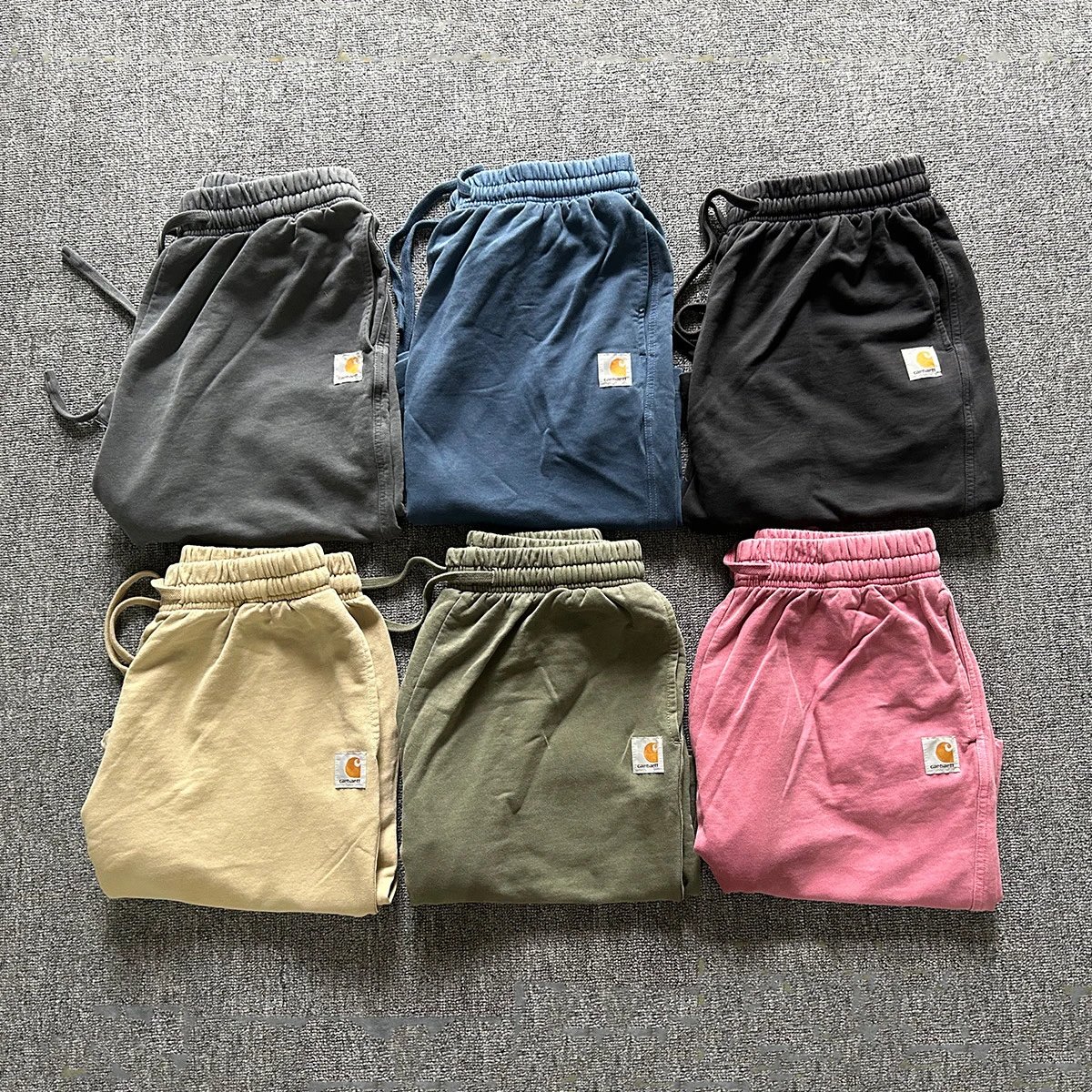 Carhartt Work In Progress Carhartt WIP Sweat Shorts Army Green Shorts - 12