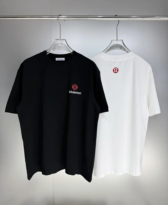 Balenciaga Multiple graphic T-shirt designs product detail image 25