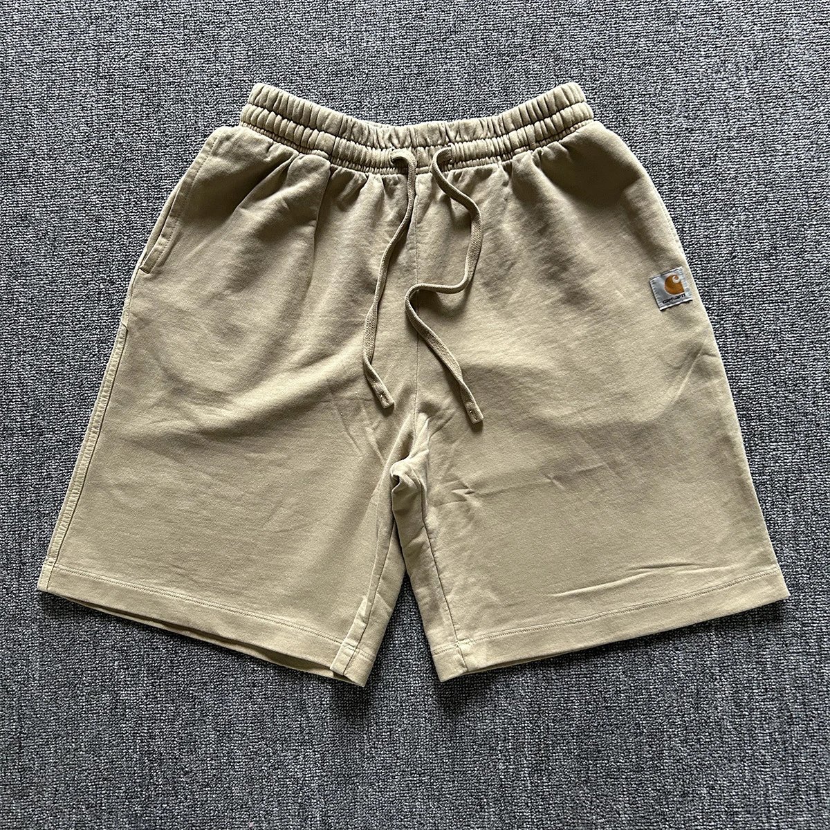 Carhartt Work In Progress Carhartt WIP Sweat Shorts Army Green Shorts - 14