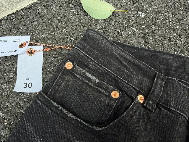 Purple Brand Jeans Style No. 00089, distressed washed denim product detail image 7