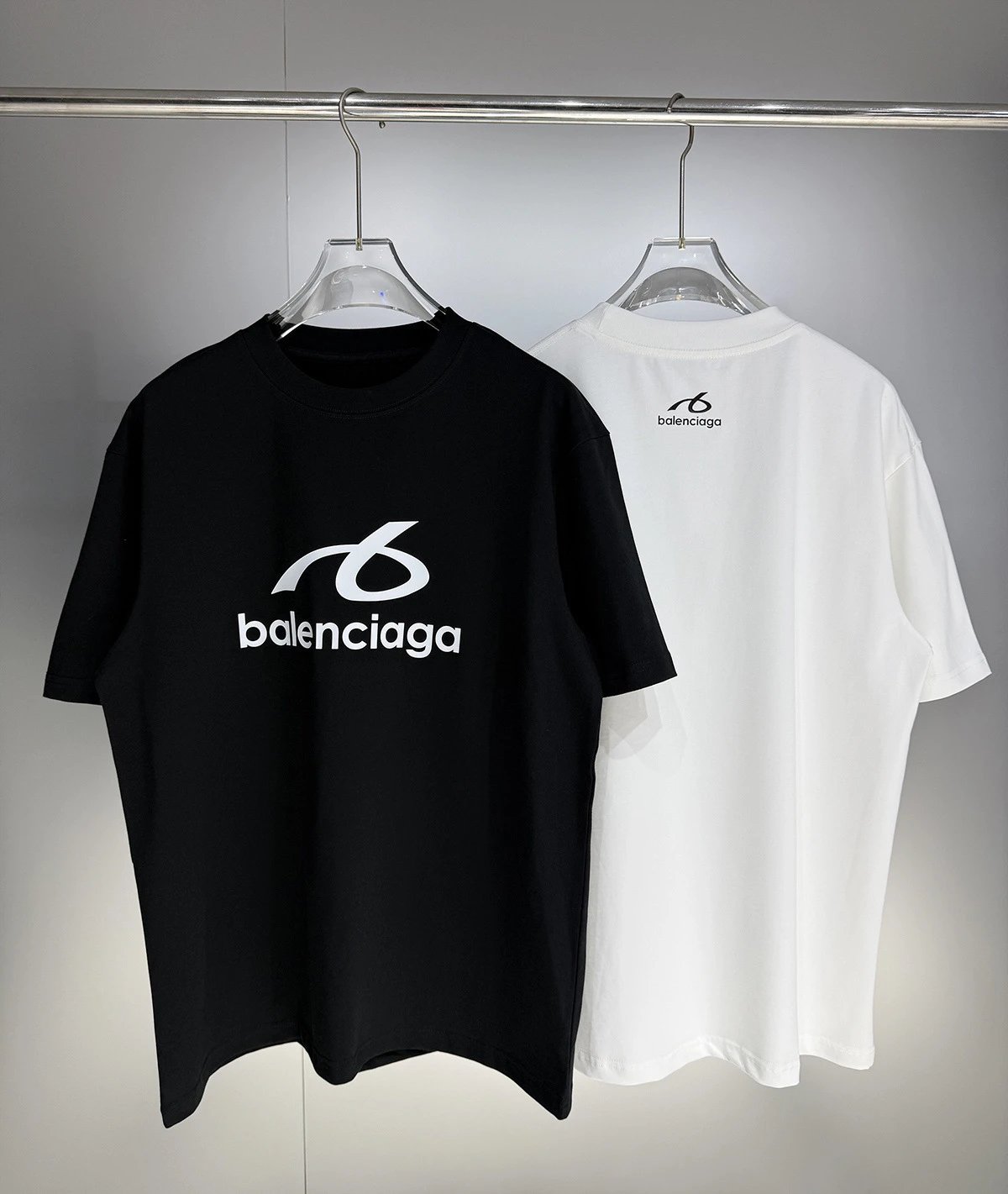 Lululemon Logo Tee White T-Shirt - 19