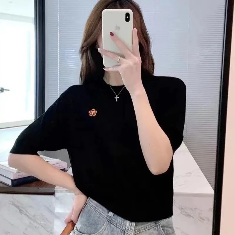 Black Embroidered Fl