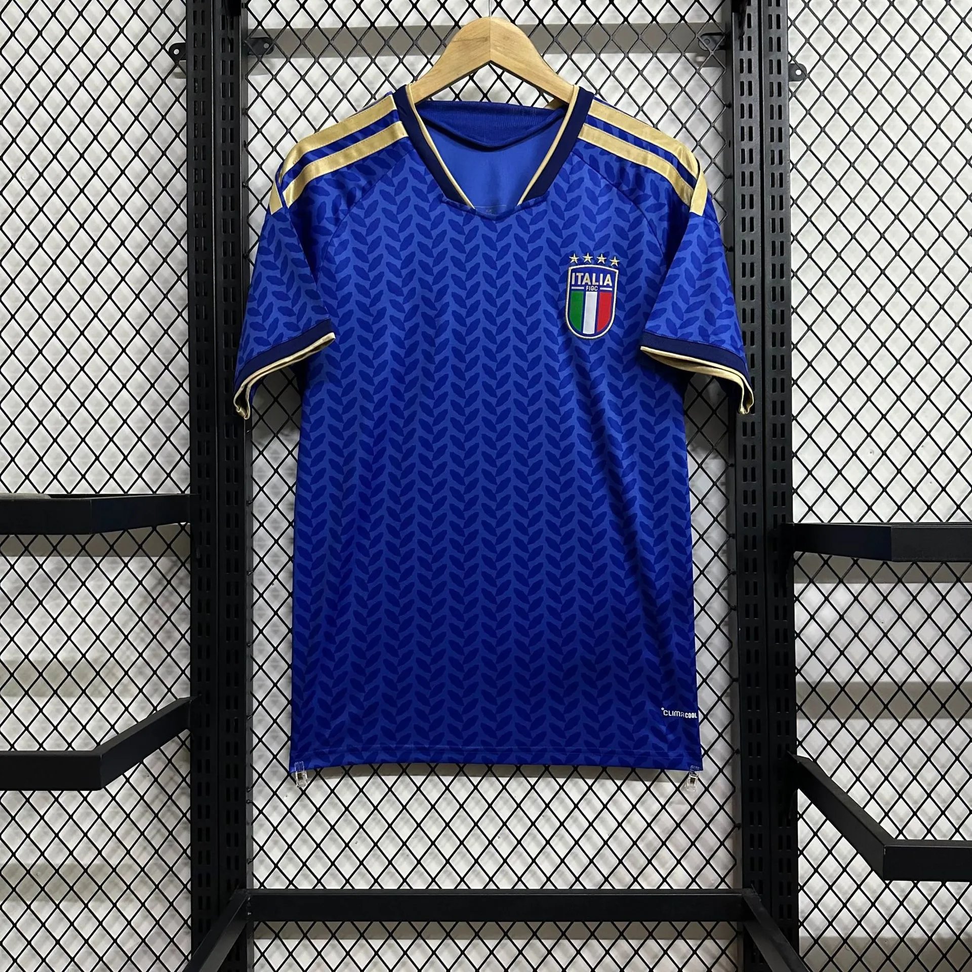 Puma Football Jerseys National Team Short-Sleeve — Fans 26-27 Italy home game