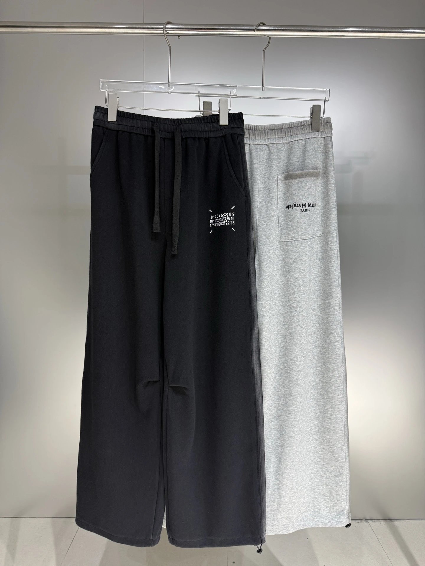Maison Margiela Tabi Sweatpants Gray - 2