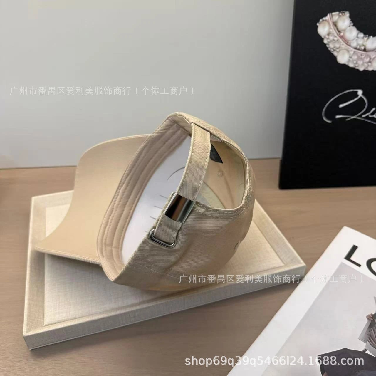 Design Embroidered Logo Beige Baseball Cap - 37