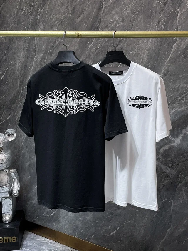 Chrome Hearts T-Shirts Embroidered cross graphic product detail image 3