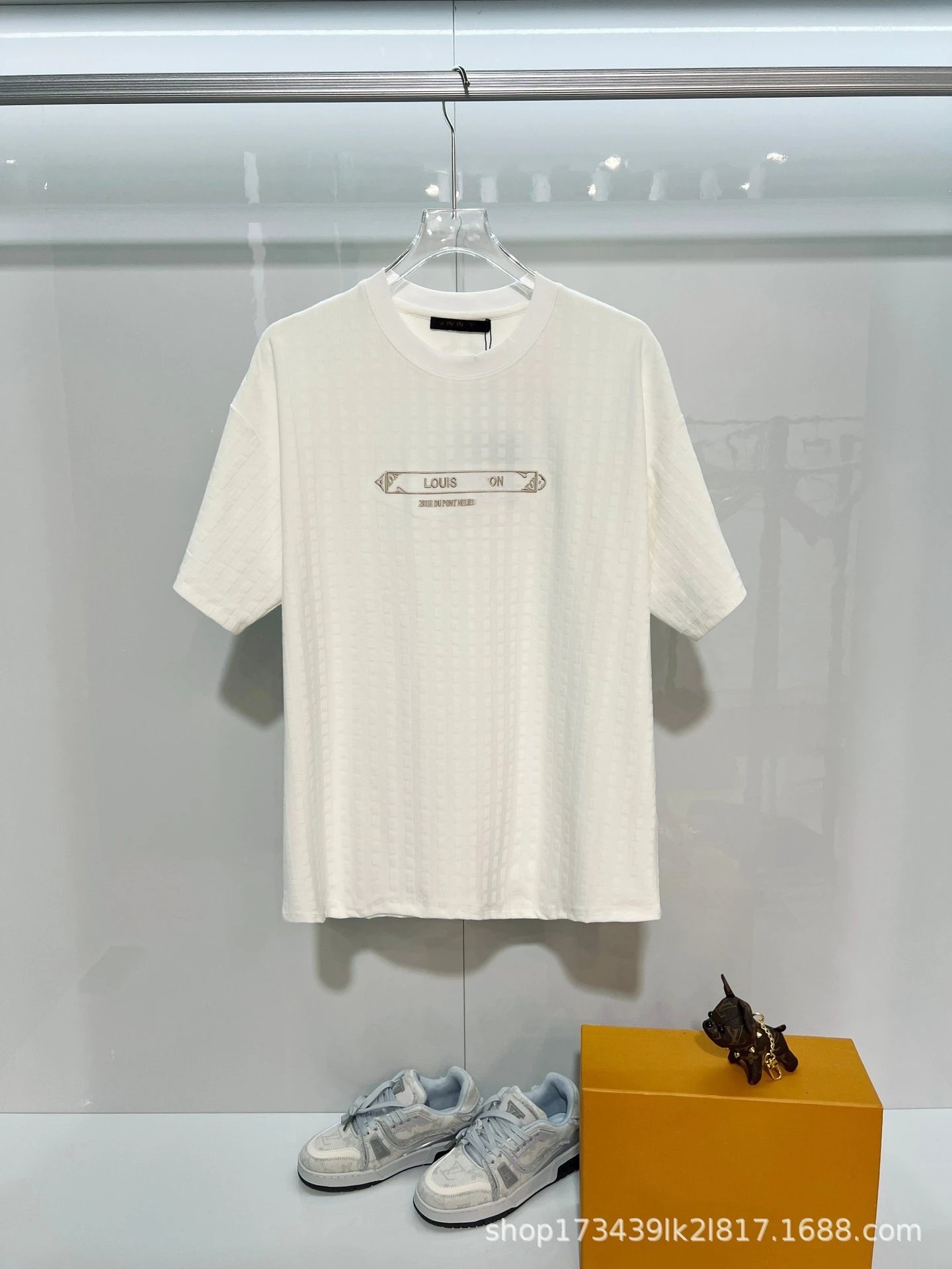 Design Embroidered Logo White T-Shirt - 6