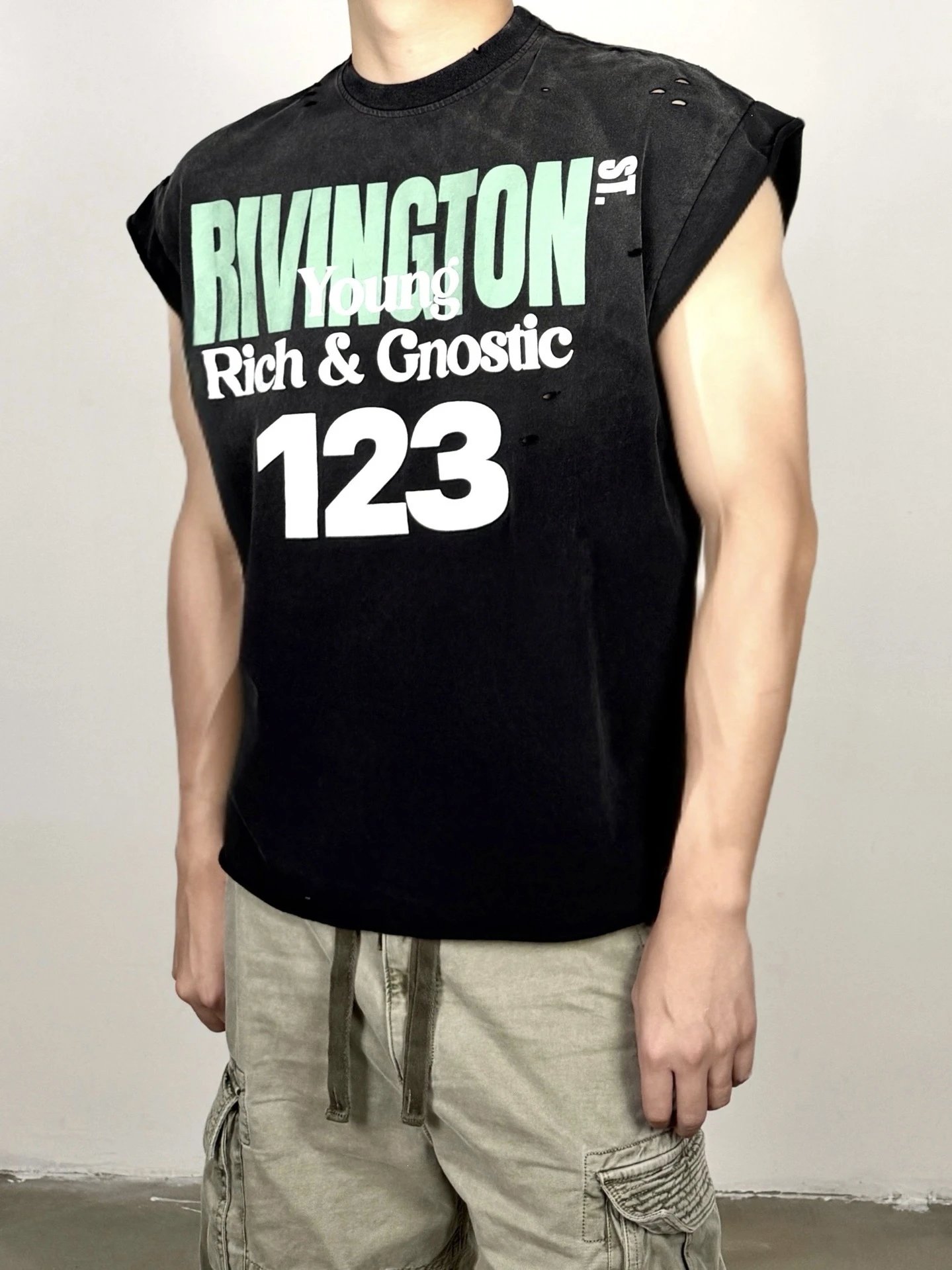 Design Sleeveless Graphic Tee Dark Gray T-Shirt - 3