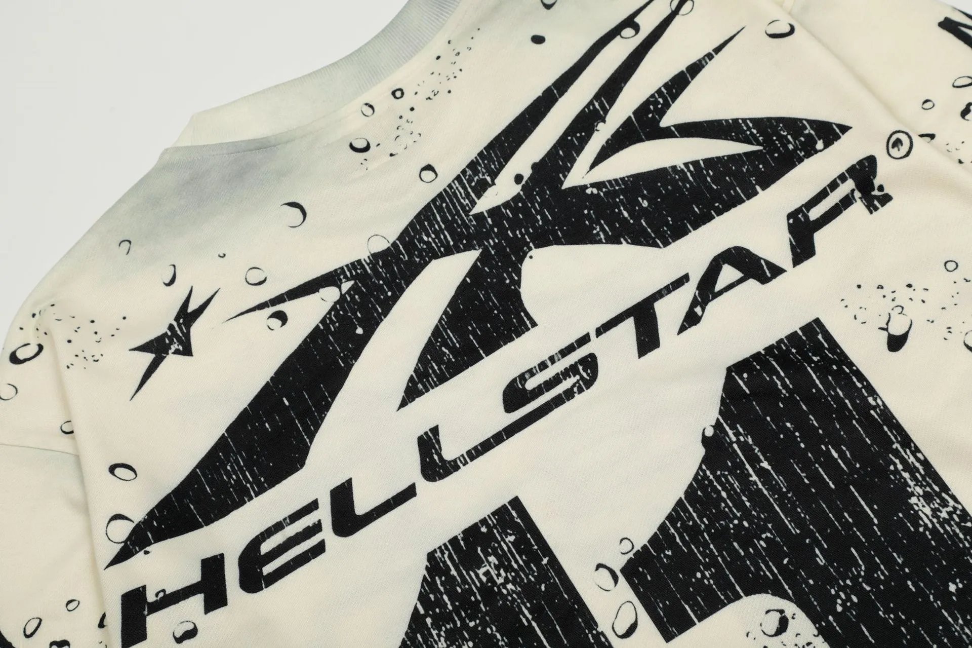 Hellstar Graphic Long-Sleeve Jersey White / Black - 23