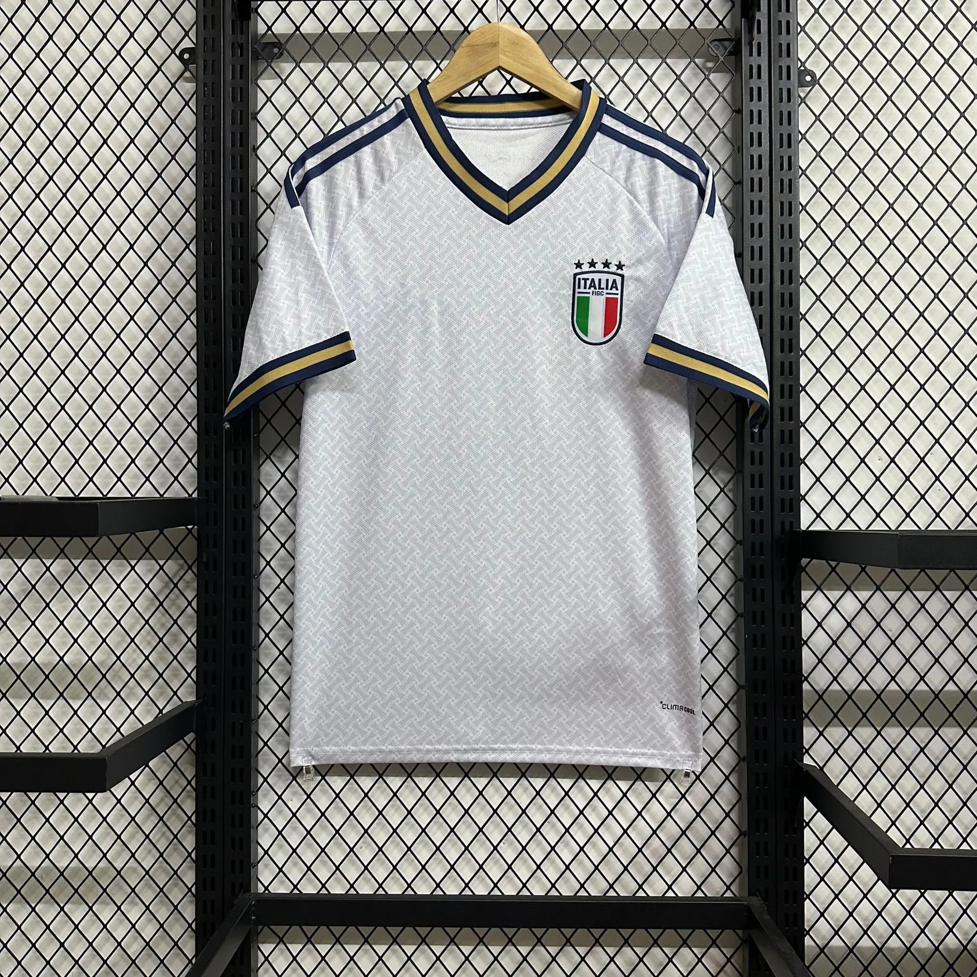Puma Football Jerseys National Team Short-Sleeve — Fans 26-27 Italy away game