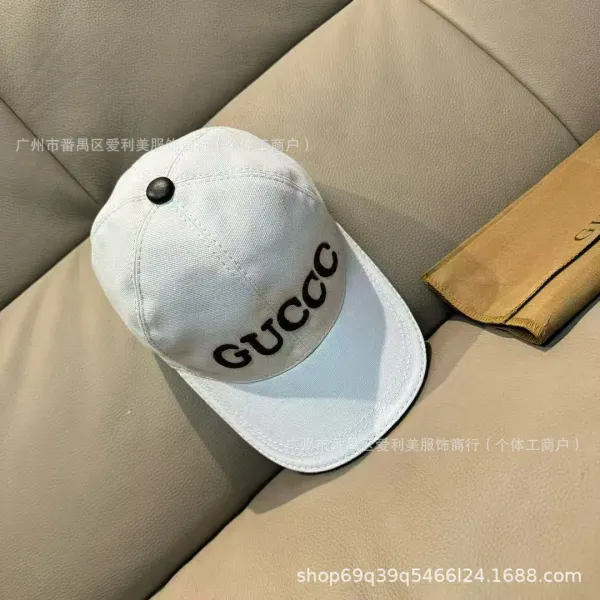 Gucci Logo Embroidered Black Baseball Cap - 3