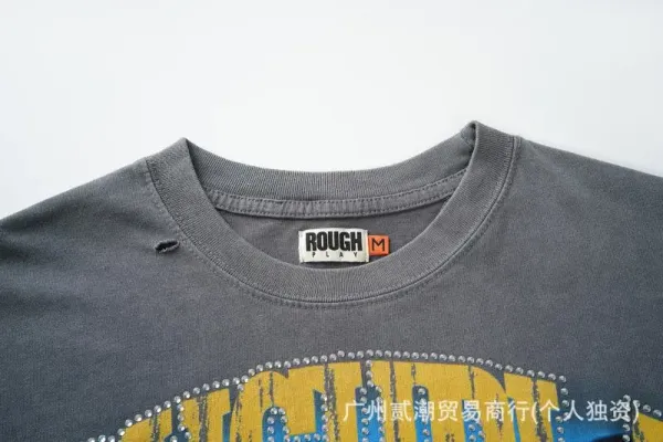 Design Roughplay Stay Young Wild And Free Graphic T-Shirt Off-White T-Shirts - 11