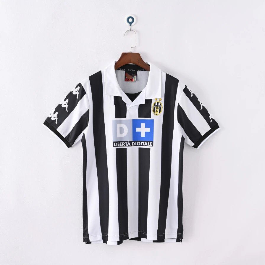 Juventus 1996-97 Home Jersey White - 3