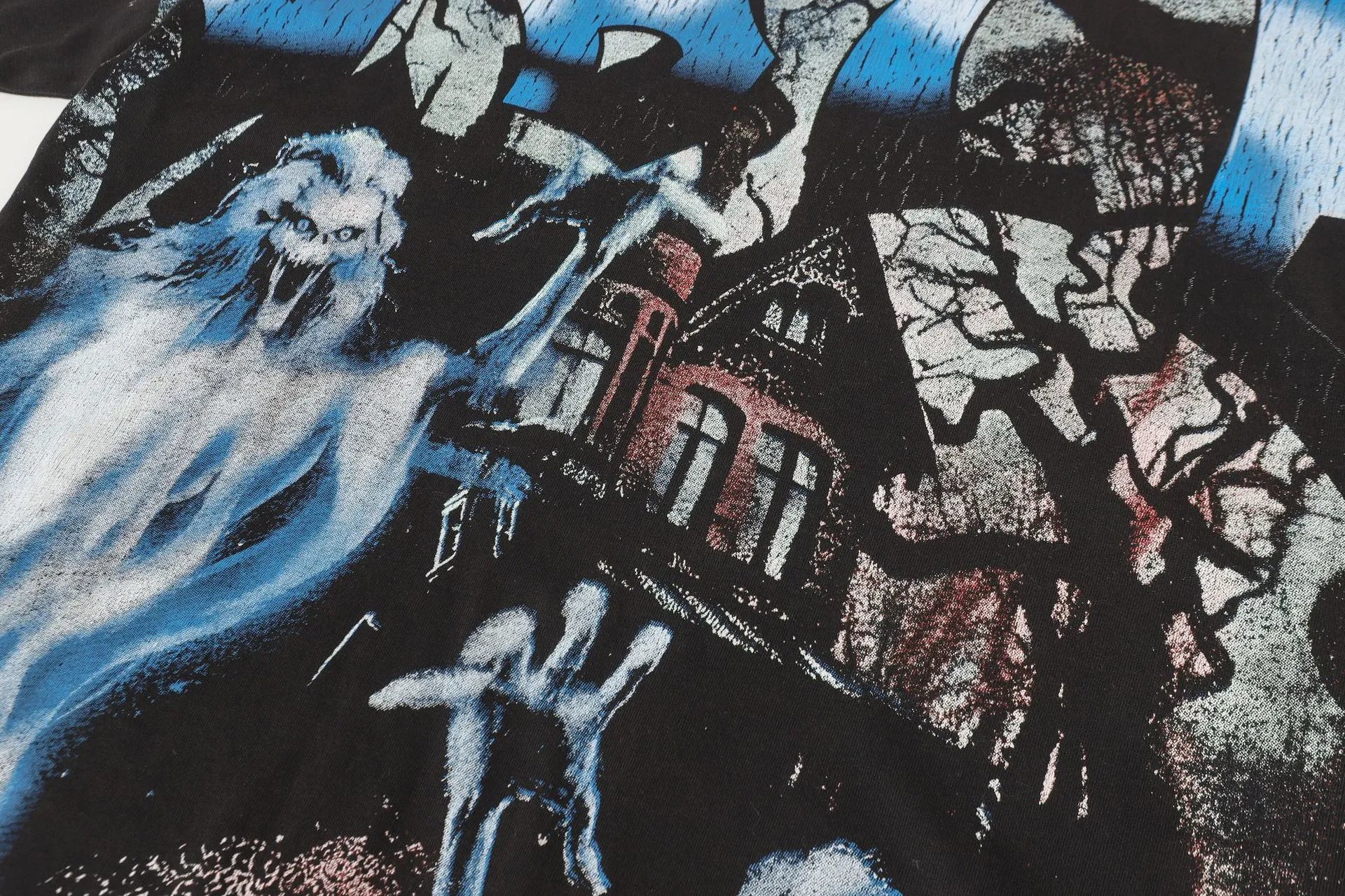 Design Vale USA Haunted House Graphic Oversized T-Shirt Black T-Shirts - 5