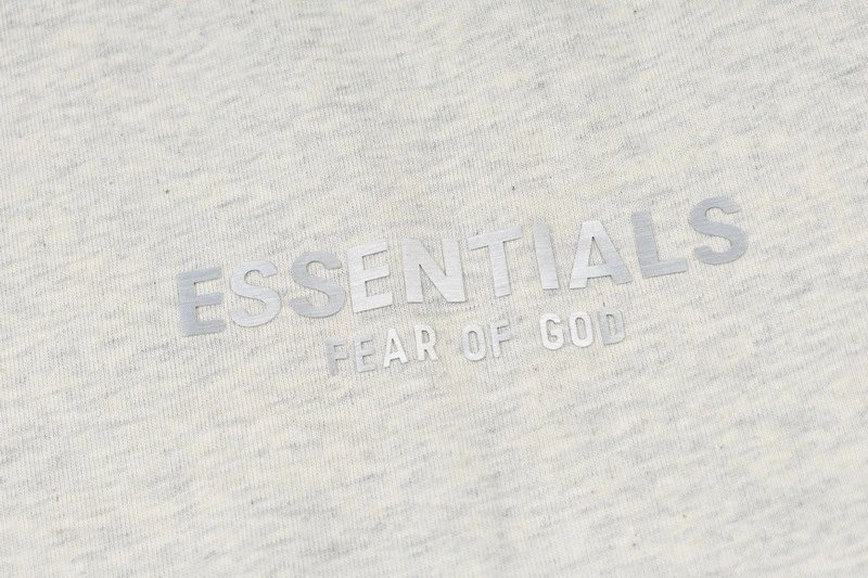 Fear of God Essentials Black Logo T-Shirt - 30