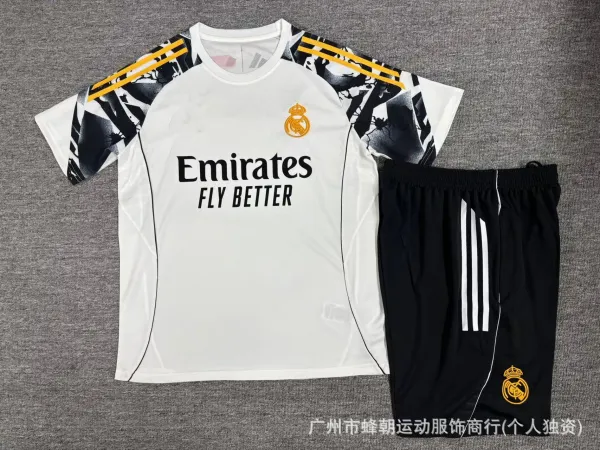 Real Madrid Training Kit White / Black Jersey and Shorts Set - 1