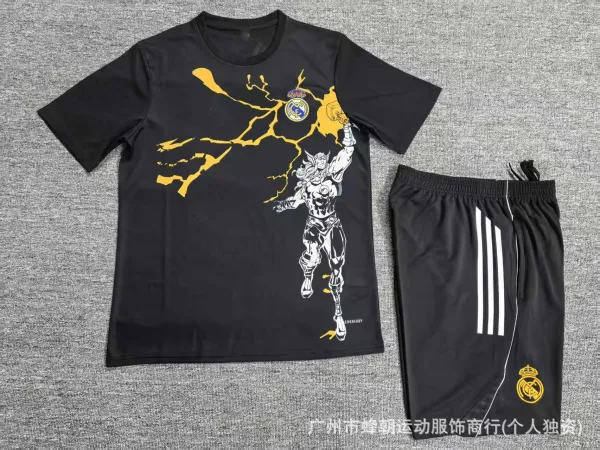 Real Madrid x Marvel Thor Graphic T-Shirt and Shorts Set Black - 1