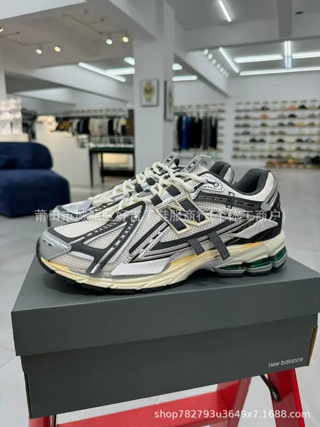 Nlock Sneakers 1906R mesh running product detail image 2