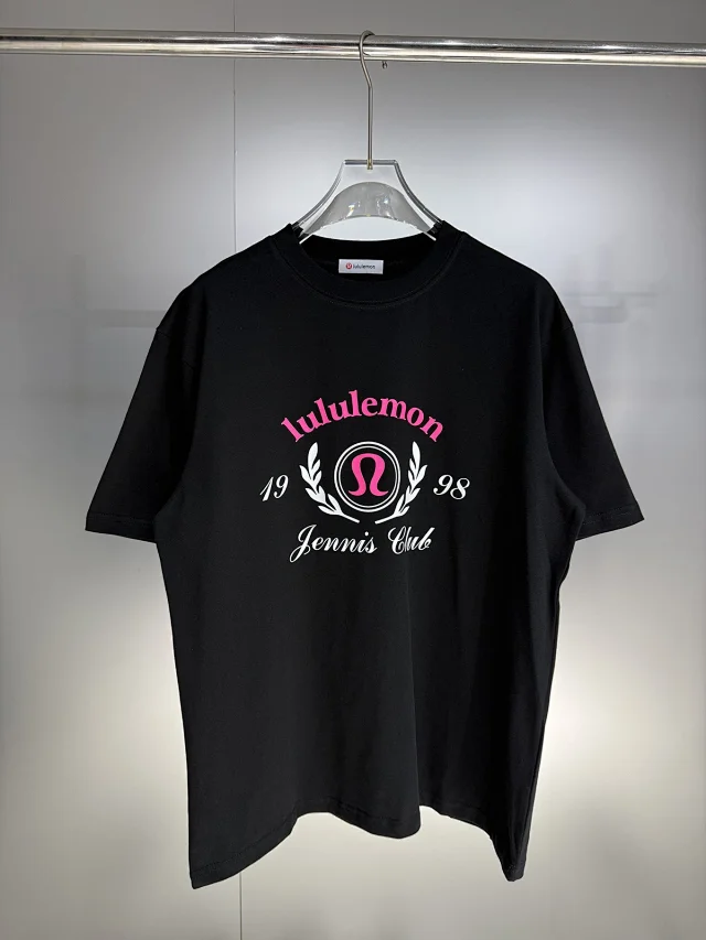 Balenciaga Multiple graphic T-shirt designs product detail image 29