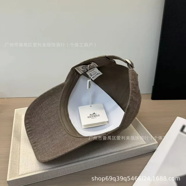 Hermès Hats Embroidered Horse Patch Baseball Cap product detail image 8