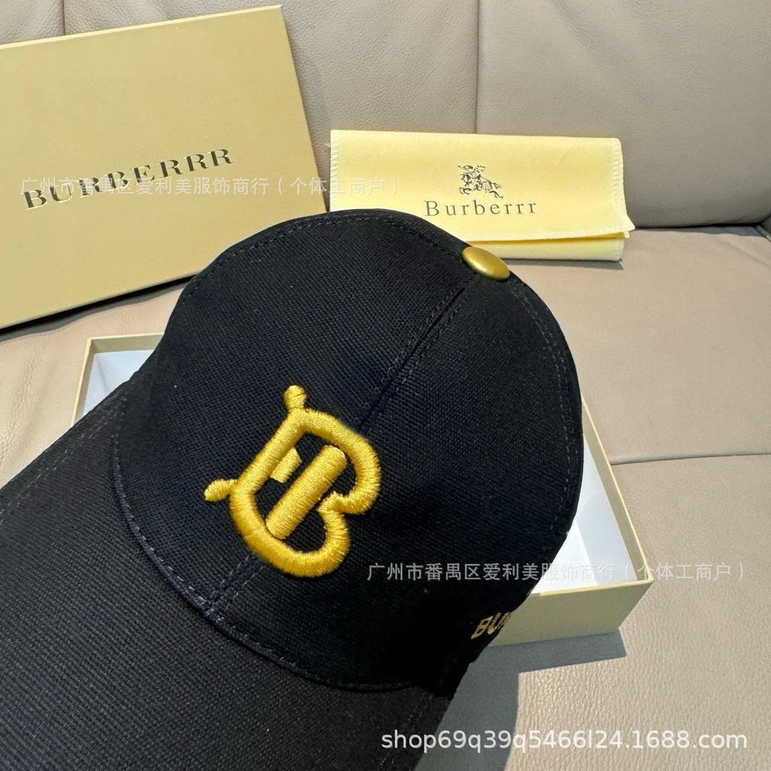 Burberry Equestrian Knight Embroidered Baseball Cap White - 9