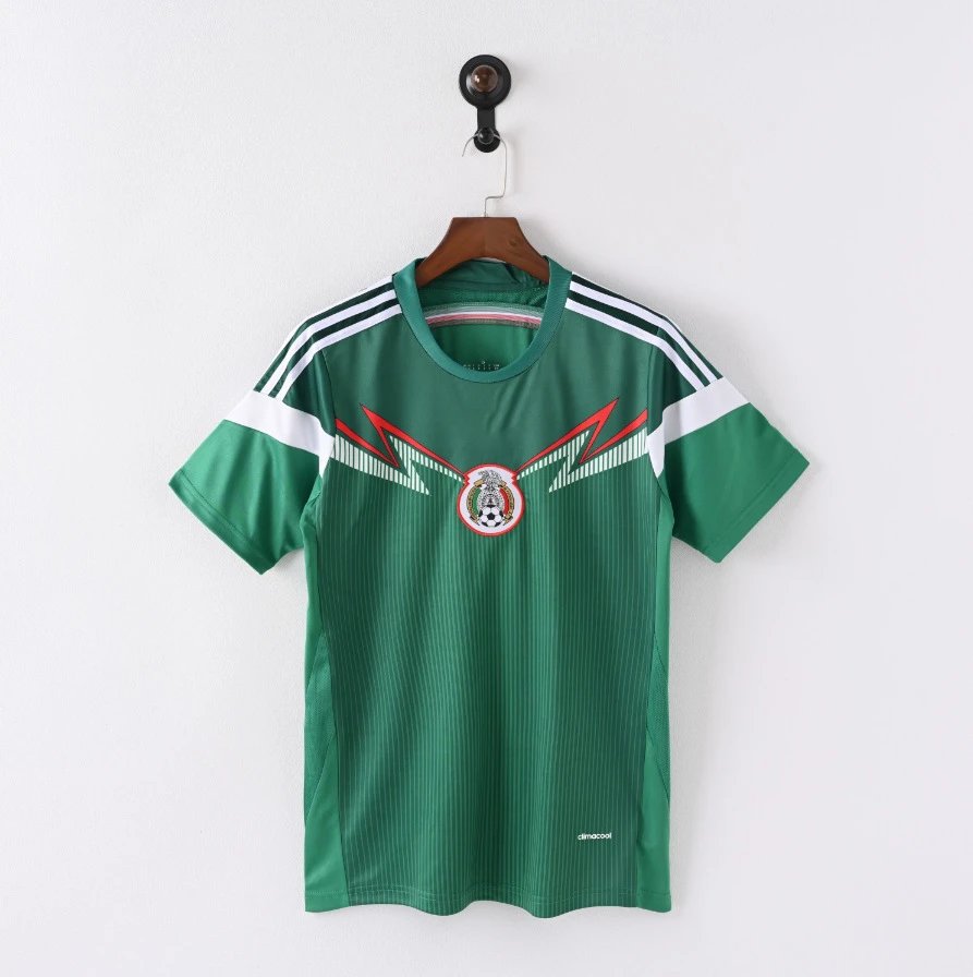 Design Spain National Team Retro Jersey Red / Navy Jersey - 27