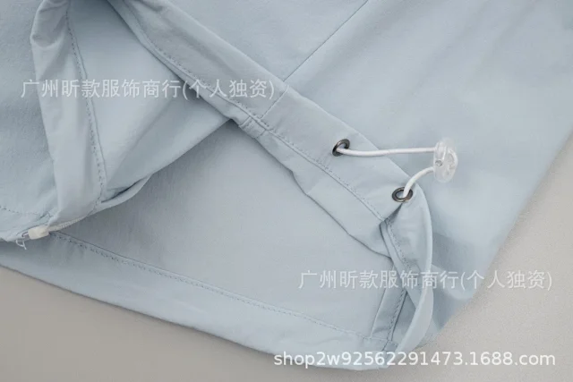 Arc'teryx Jackets Hooded lightweight zip jacket with pockets product detail image 25