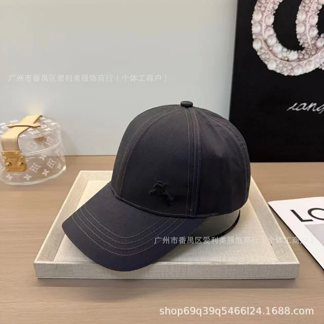 Burberry Hats Embroidered Equestrian Knight Baseball Cap product detail image 19
