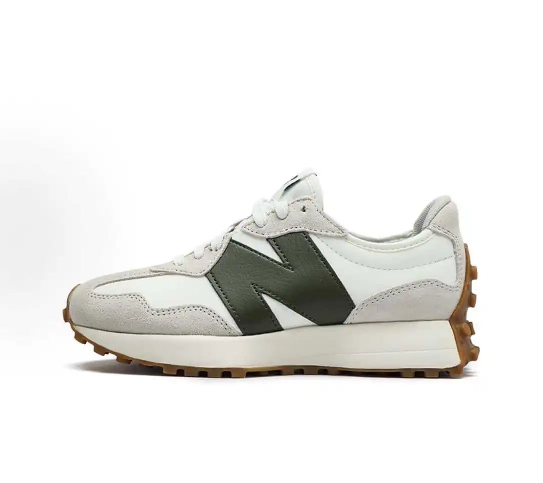 New Balance Sneakers 327 low-top with oversized N side logo and lug outsole — nb 327 Gray, white, and green